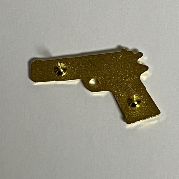 Virgin Mary Gold Gun Hat Pin Pins Hats Bag Fitted New Era Glock Pistol Religious - Picture 6 of 8